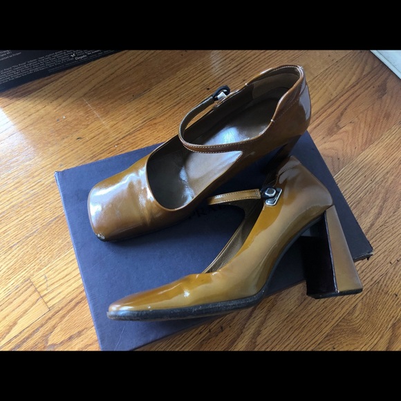 PRADA PATENT MARY JANE HEELS CIRCA 90S - Picture 4 of 4